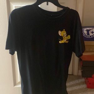 Tom and Jerry Tee. Black. Worn. Large